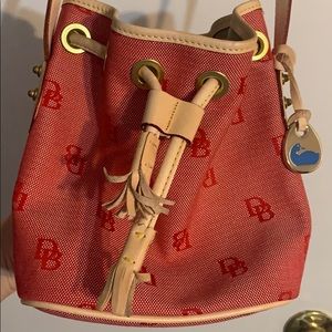 Dooney & Bourke, INC. Small side purse. Used.